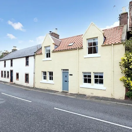 2 Bed Haywood Cottage With Garden Stenton Exterior photo