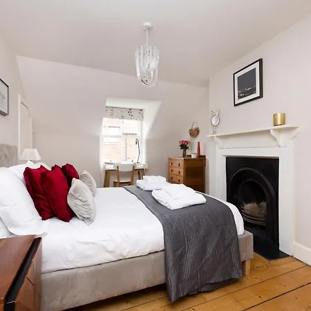 2 Bed Haywood Cottage With Garden Stenton Exterior photo